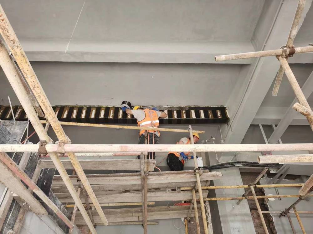 厂房设计使用功能改变碳纤维布加固